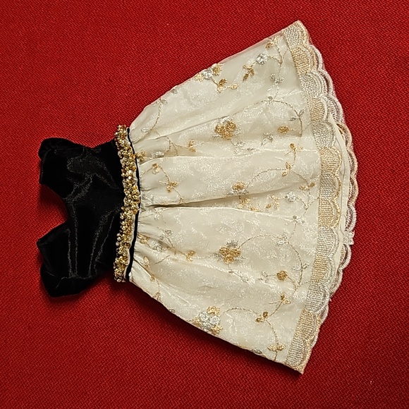 2 pc. American Girls matching dress for child and doll EUC - Picture 2 of 15